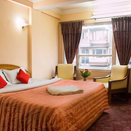 Hotel Kamal Катманду Экстерьер фото
