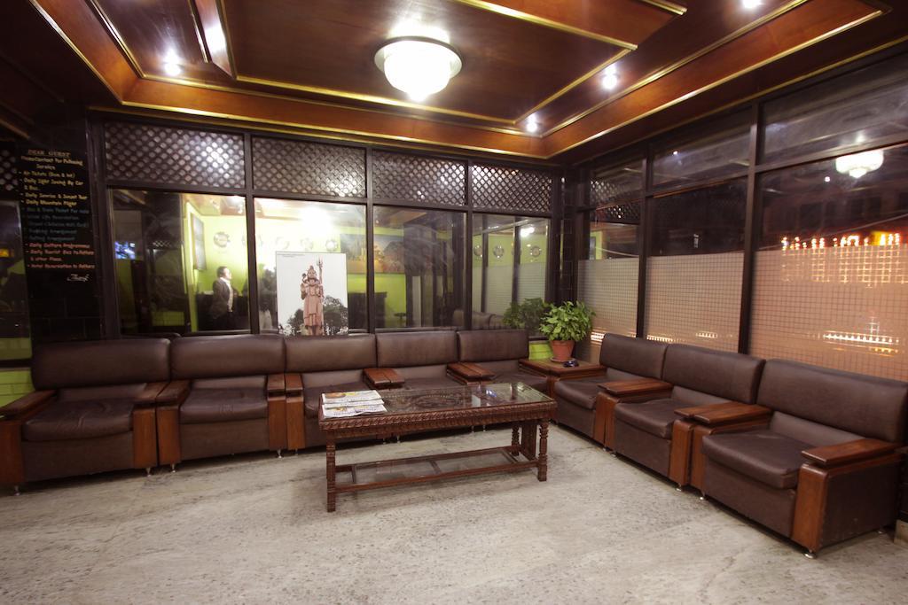 Hotel Kamal Катманду Экстерьер фото
