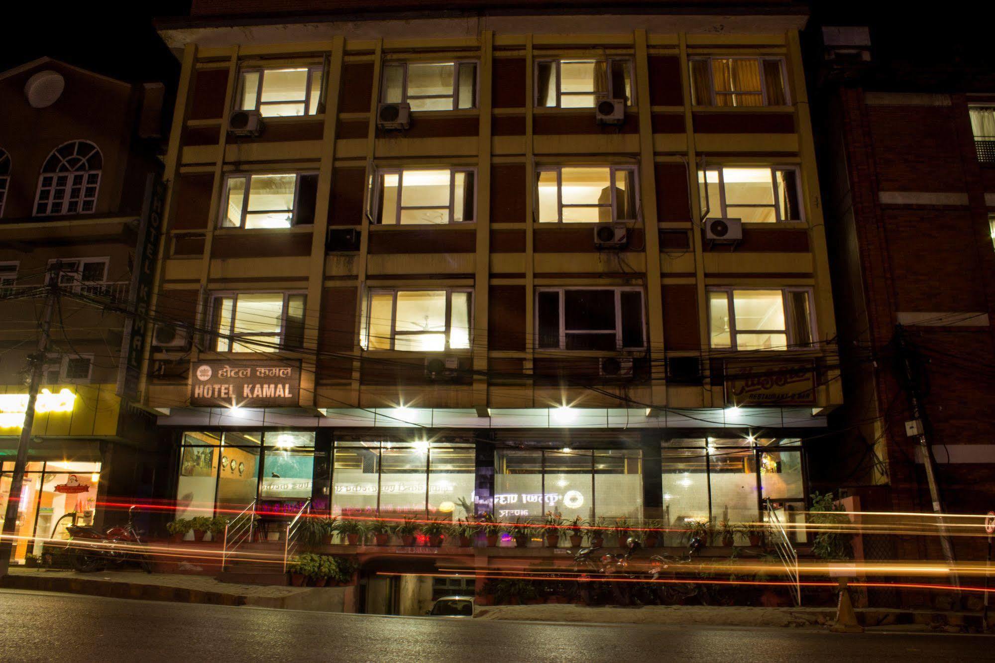 Hotel Kamal Катманду Экстерьер фото